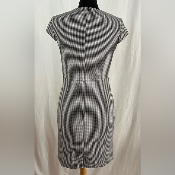 Houndstooth Office Shift Dress Fully Lined Fitted Bodice & Waist - Picture 4 of 11